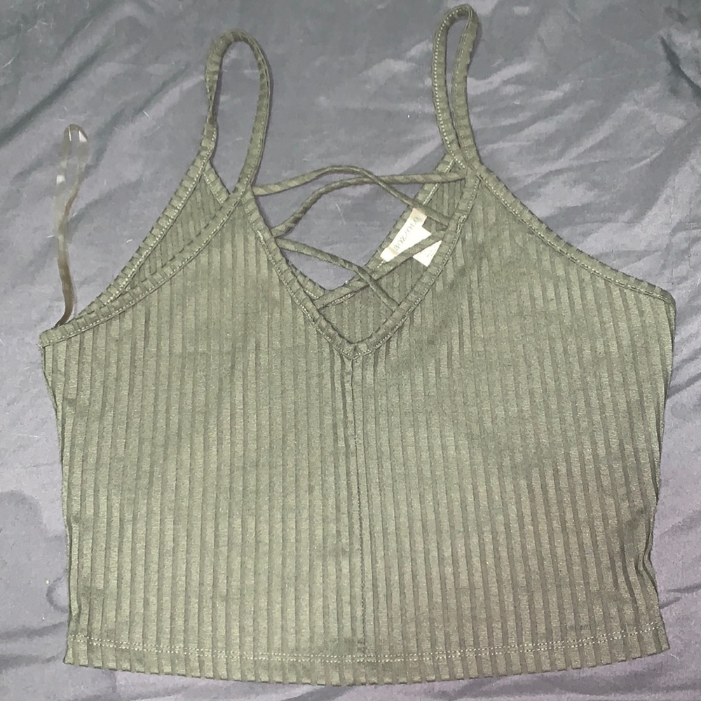 Crop top